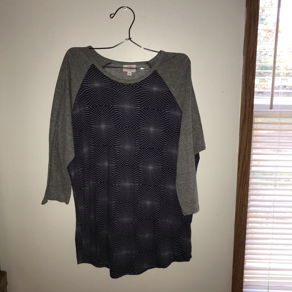 Lularoe top